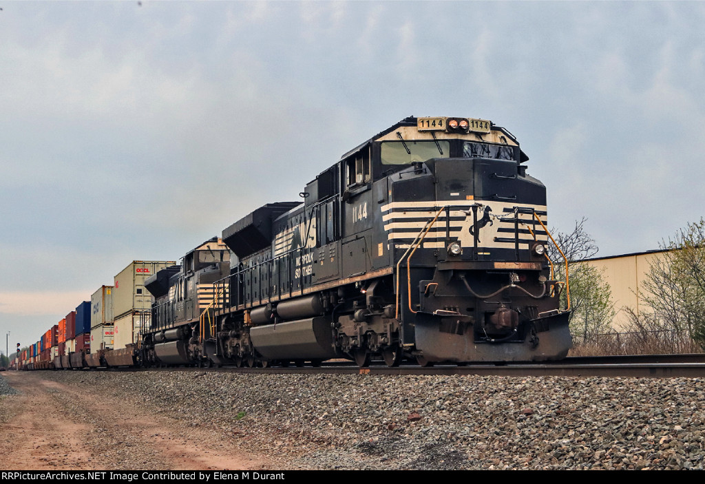 NS 1144 on 269